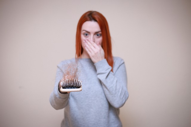 Quand soupçonner la chute de cheveux